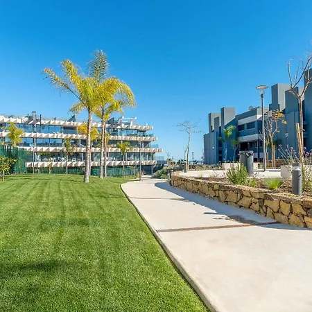 Oasis 325 Penthouse *